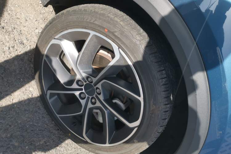 Used Lynk & Co 05 2020 2.0TD Two-Wheel Drive Shine Halo