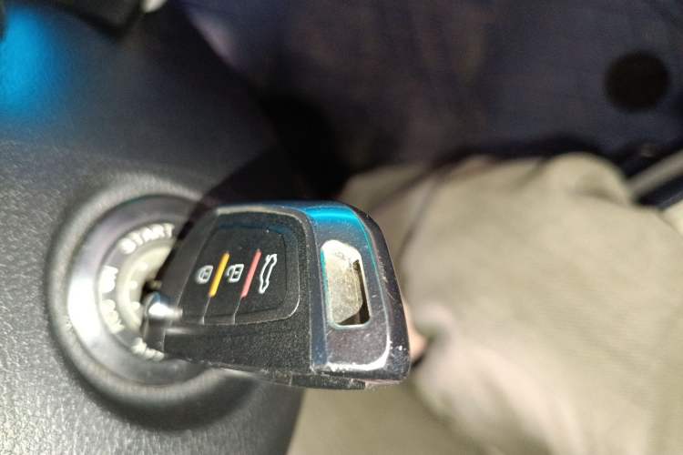 Used JAC Group Refine M5 2016 2.0T Gasoline Automatic Business Edition