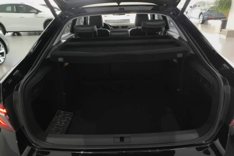 Used Skoda Superb 2023 Facelifted TSI280 DSG Luxury Edition
