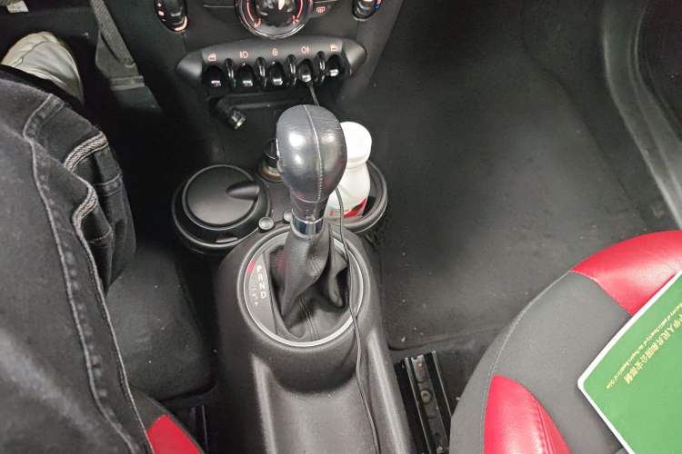 Used MINI  Gear Lever