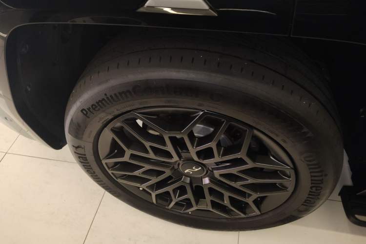 Used Yangwang U8 2023 Luxury Edition
