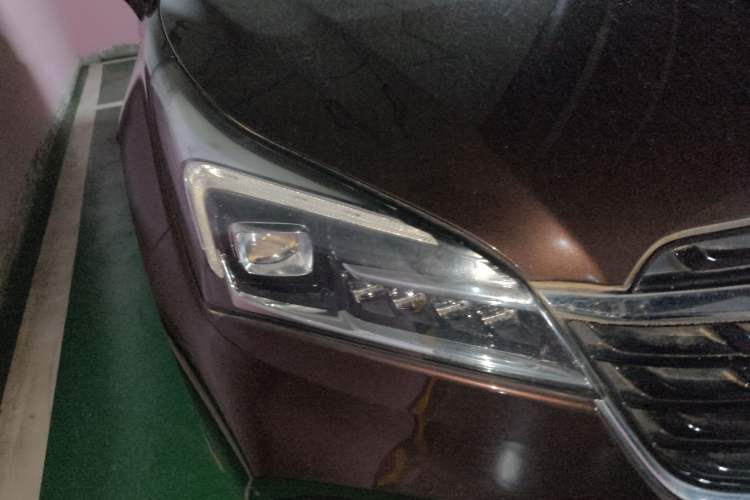 Used Buick Envision 2021 532T Two-Wheel-Drive Elite Version
