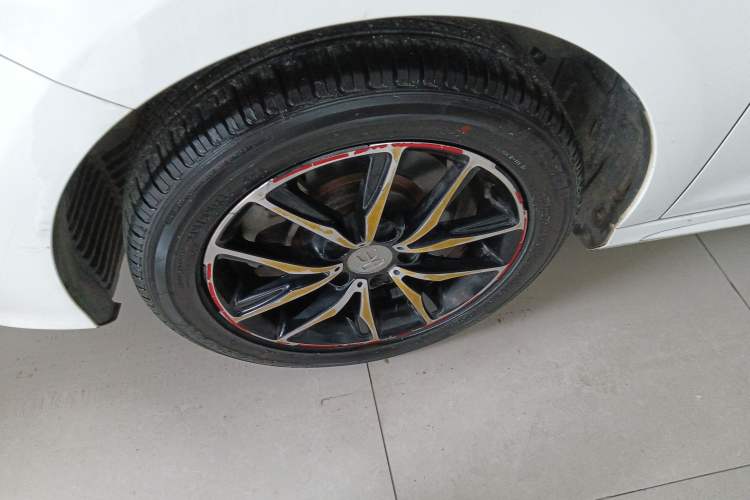 Used BYD Song MAX 2017 1.5T Manual Smart Connect Luxury 7-Seater