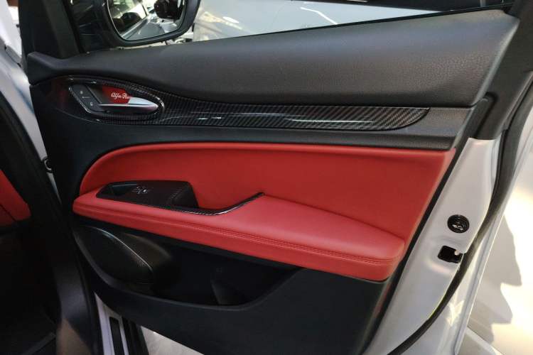 Used Alfa Romeo Stelvio 2021 2.0T 280HP Luxury Edition