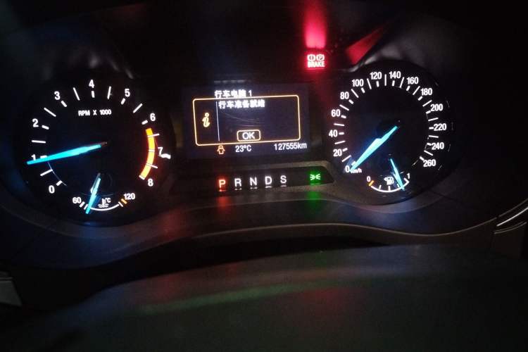 Used Ford Mondeo 2017 EcoBoost 180 Stylish Model Odometer Close Up