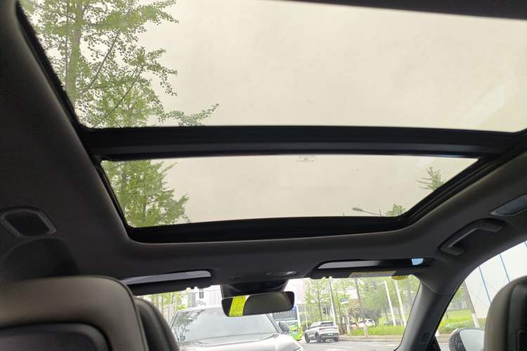 Used Lynk & Co 07 2024 EM-P 126 Long-Range Ultra Headliner