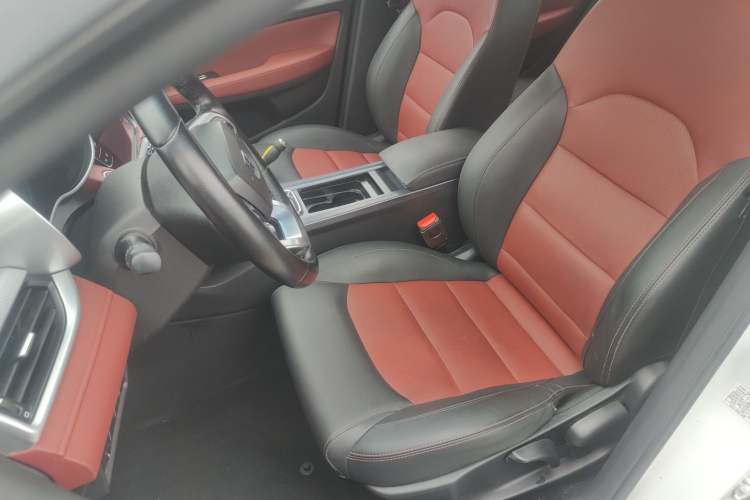 Used Geely Auto Vision S1 2019 Upgraded Model 1.5L CVT Luxury Version
