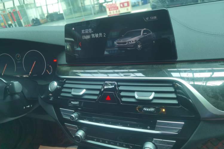 Used BMW 5 Series 2019 530Li Leading Model M Sport Package
