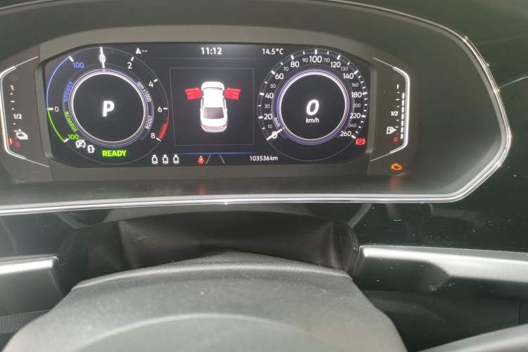 Used Volkswagen Passat New Energy 2022 430 PHEV Hybrid Luxury Edition Odometer Close Up