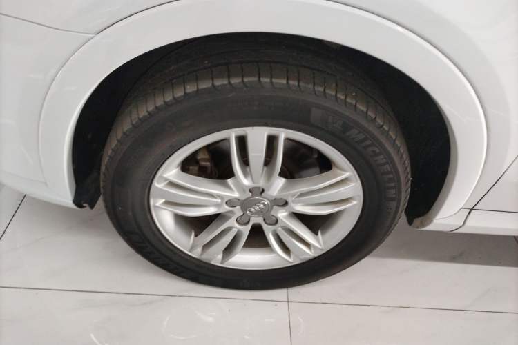 Used Audi Q3 2015 35 TFSI Comfort Model