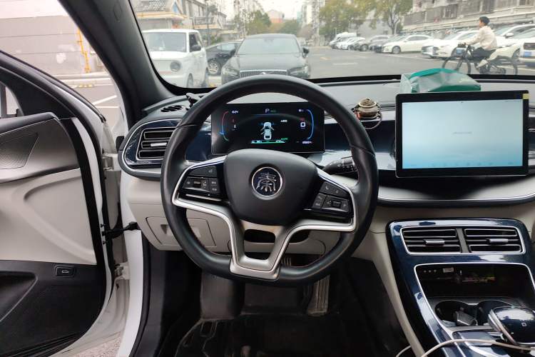 Used BYD Qin PLUS 2023 Champion Edition EV 510KM Leading Model