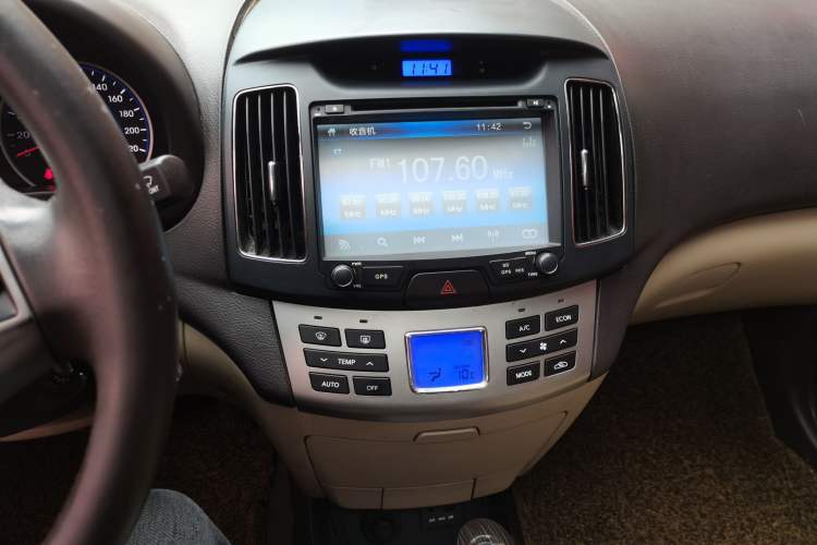 Used Hyundai Celesta 2015 1.6L Automatic Luxury Model
