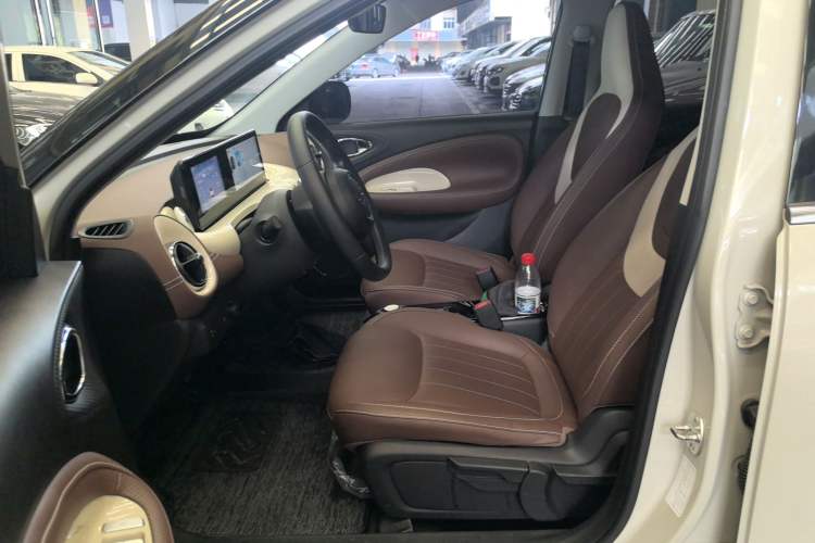 Used Wuling Bingo 2023 333 km Enjoyment Version Left Front Seat