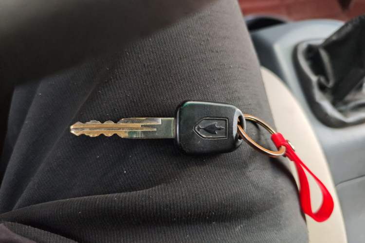 Used Jinbei Hiace X30 2023 1.5L Super-Enjoyment Van 2/5 Seats Non-Air-Conditioned Version SWC15M
