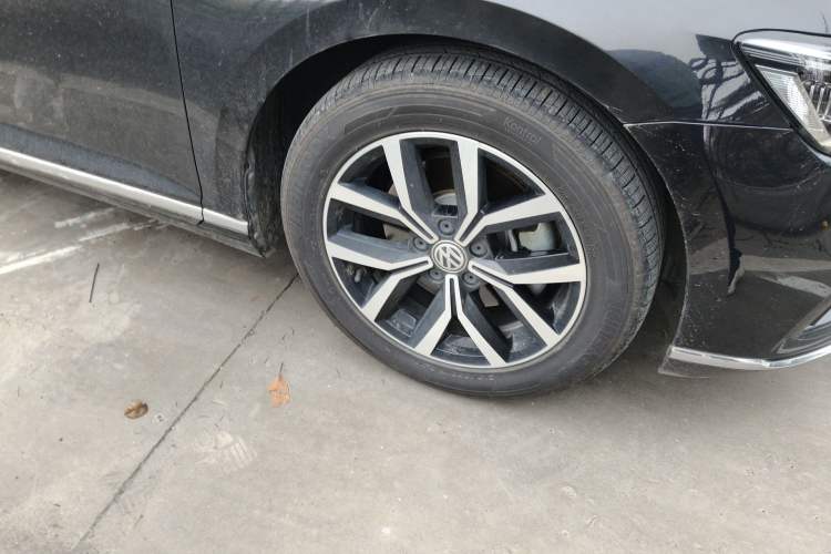 Used Volkswagen Magotan 2020 330TSI DSG Leading Model
