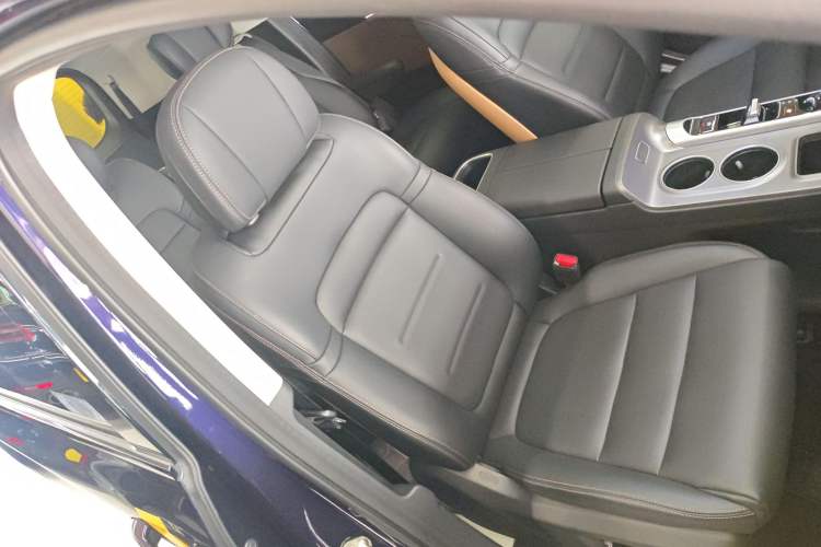 Used GAC Trumpchi E8 New Energy 2024 150km MAX Right Front Seat