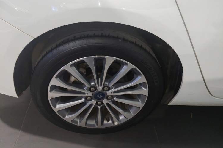 Used Ford Escort 2021 1.5L Automatic Glory Edition
