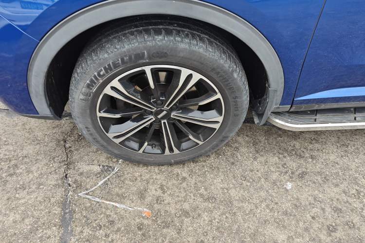 Used Wey VV6 2021 2.0T Two-Wheel Drive Smart Protection+
