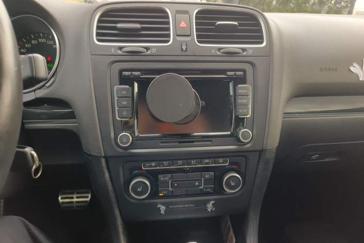 Used Volkswagen Golf 2012 1.4TSI Luxury Convertible Edition