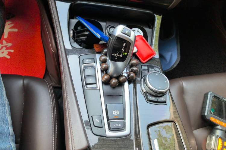 Used BMW 5 Series 2014 525Li Luxury Design Package Gear Lever