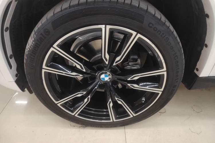 Used BMW X5 2018 xDrive35i Standard Model Small Screen Fabric Middle East
