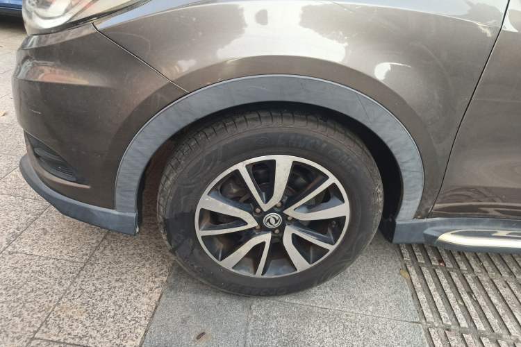 Used Dongfeng Fengon 580 2017 1.5T CVT Luxury Model