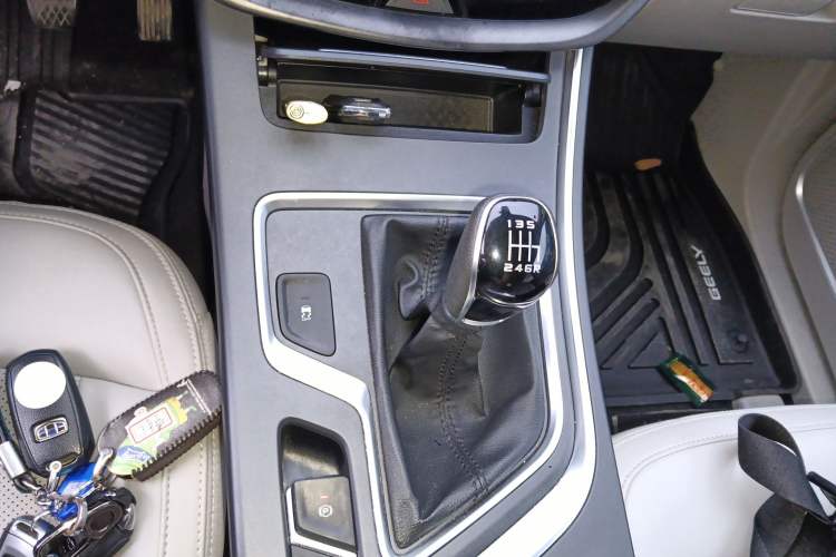 Used Geely Auto Jiajie 2019 1.5TD Manual Comfort Model Gear Lever