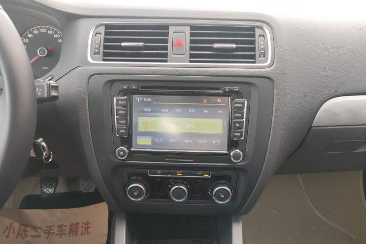 Used Volkswagen Sagitar 2014 Revised Version 1.6L Manual Comfort Edition
