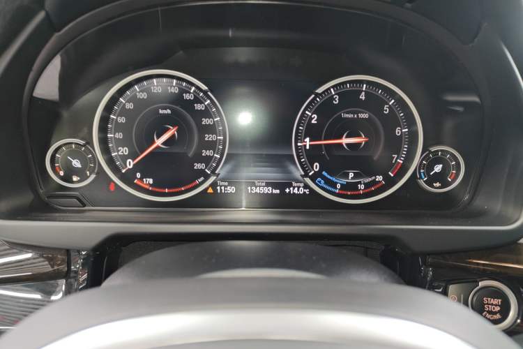 Used BMW X5 2018 xDrive35i Elegant Edition Instrument Cluster