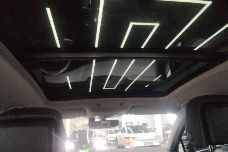 Used Volkswagen Magotan 2020 330TSI DSG Luxury Edition Headliner