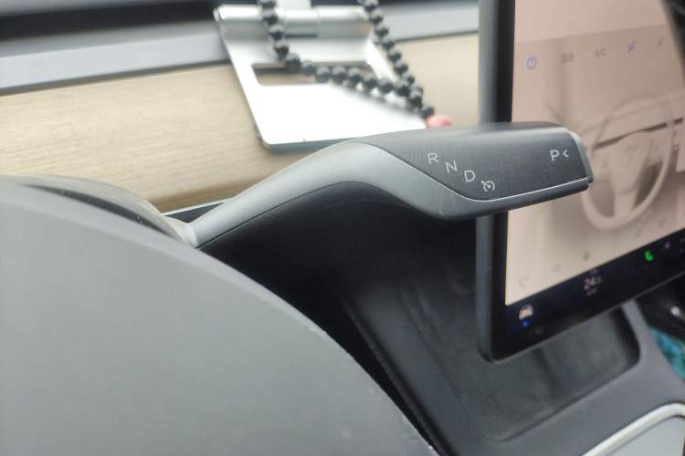 Used Tesla Model Y 2022 Rear-Wheel-Drive Version
