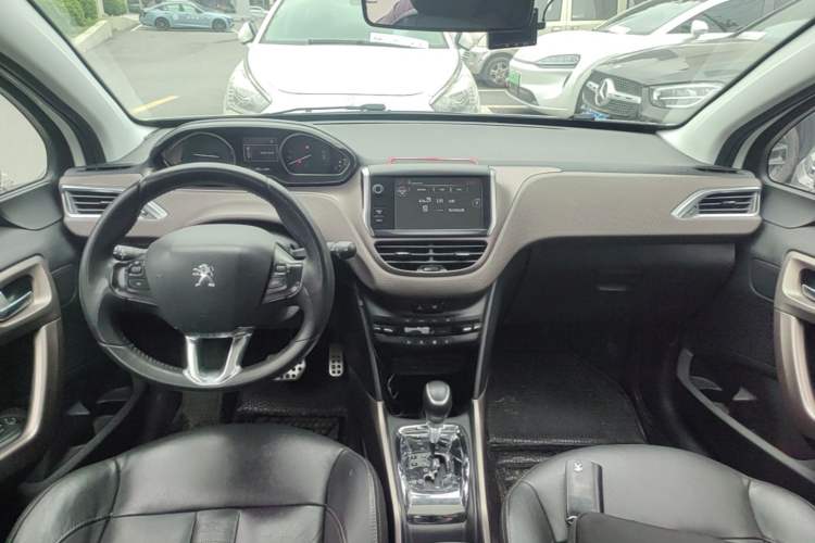 Used Peugeot 2008 2014 1.6L Automatic Navigation Edition