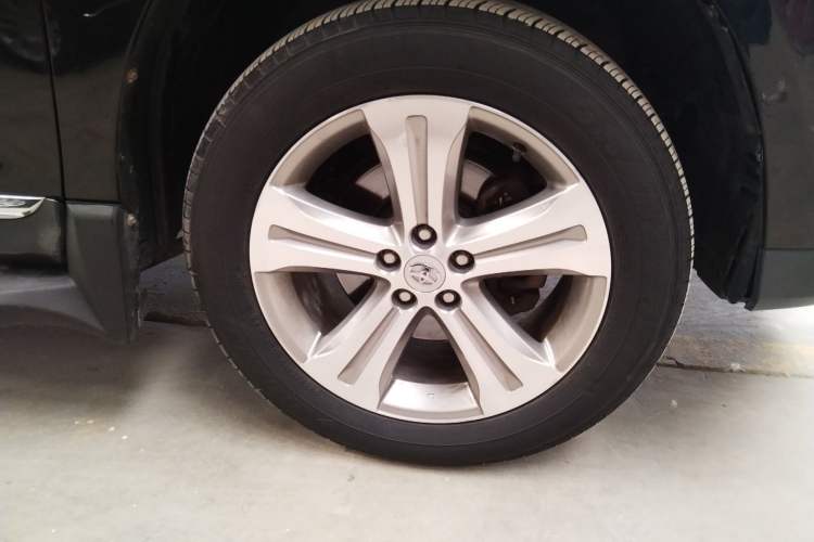 Used Toyota Highlander 2012 2.7L Two-Wheel Drive 5-Seater Sport Edition