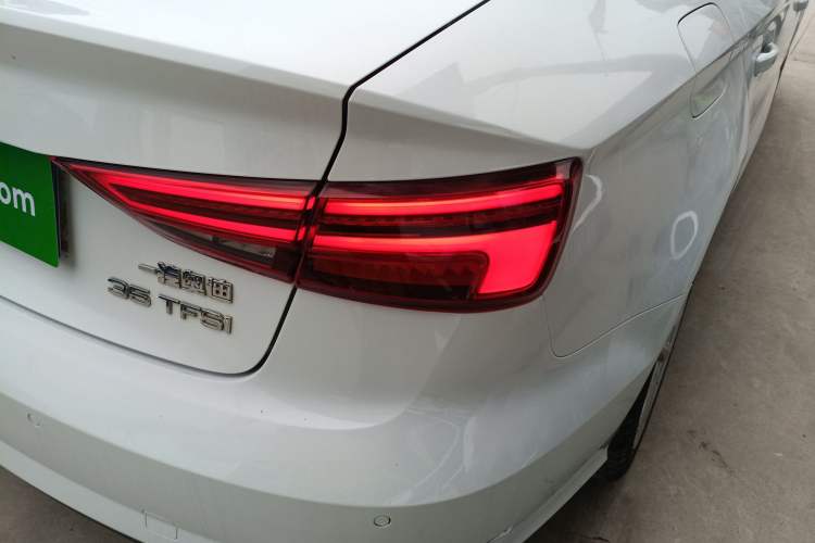 Used Audi A3 2017 Limousine 35 TFSI Ambition Edition
