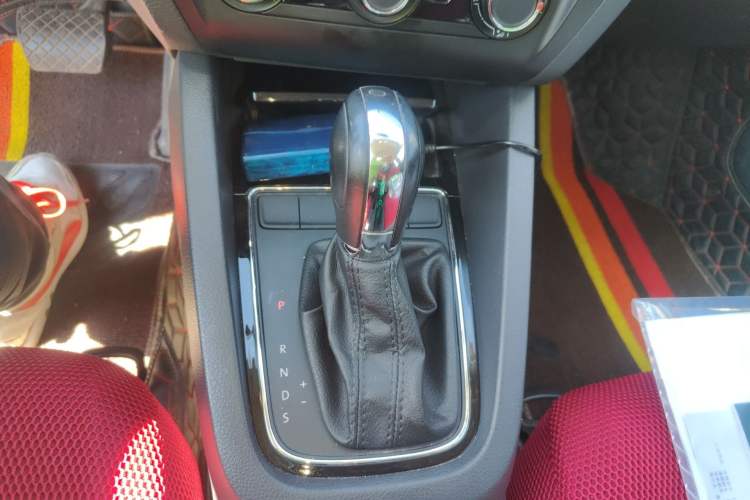 Used Volkswagen Sagitar 2015 1.6L Automatic Comfort Model