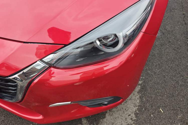 Used Mazda 3 Axela 2017 Sedan 2.0L Automatic Prestige Model China V Standard Left Front Headlight