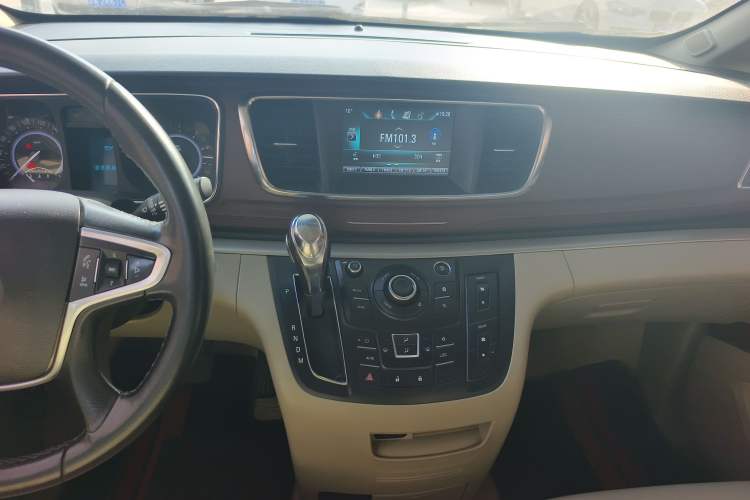 Used Buick GL8 2017 25S Luxury Version China V Standard
