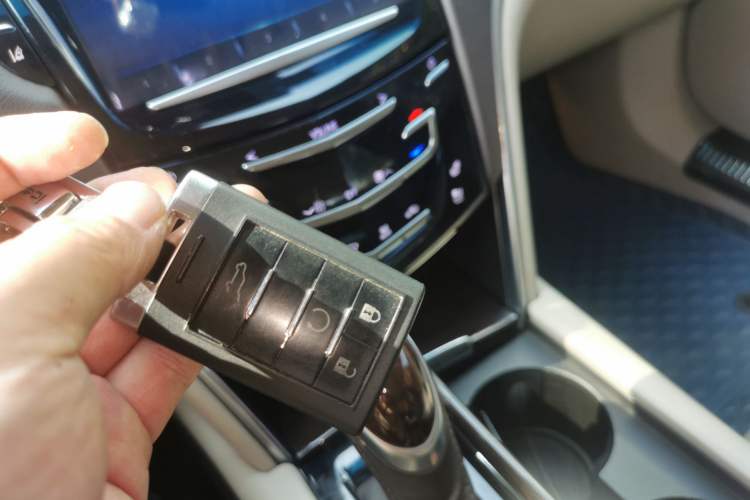 Used Cadillac XTS 2013 36S Platinum Edition
