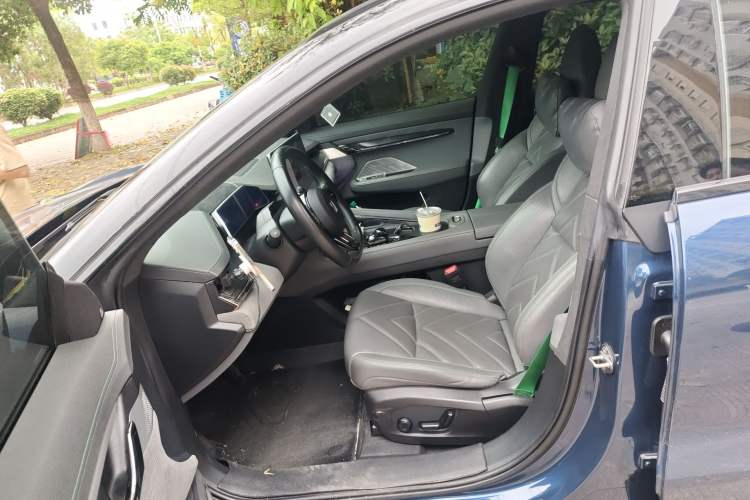 Used Zeekr 001 2023 WE Edition 100 kWh Left Front Seat