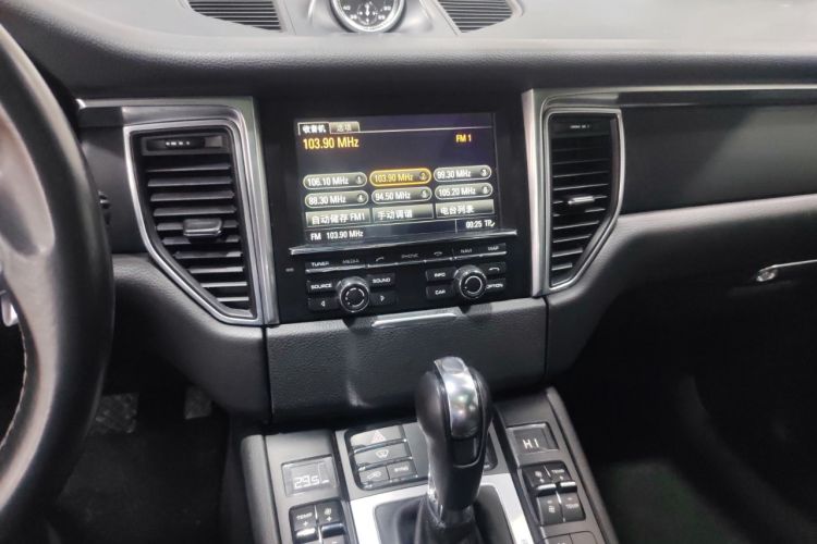 Used Porsche Macan 2014 Macan 2.0T
