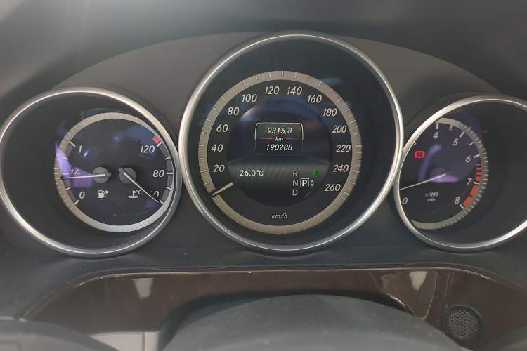 Used Mercedes-Benz E-Class 2014 E 300 L