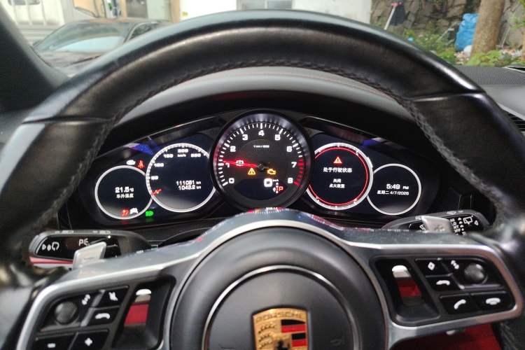 Used Porsche Cayenne 2019 Cayenne 3.0T Instrument Cluster