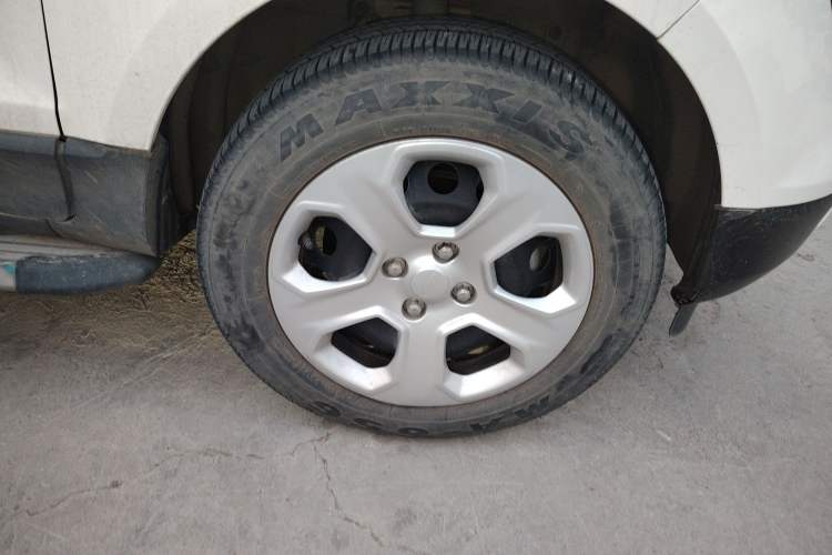 Used Ford EcoSport 2018 1.5L Automatic Elite Edition Right Front Wheel Hub