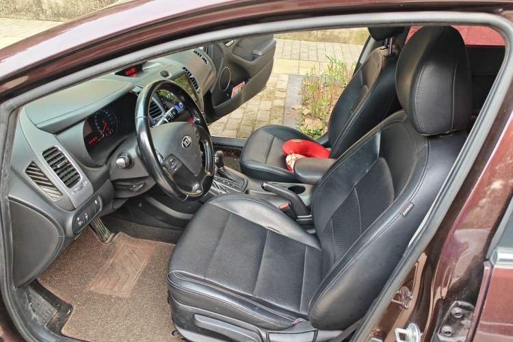 Used Kia K3 2015 1.6L Automatic DLX Left Front Seat