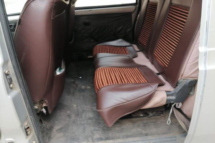 Used BAIC Weiwang 306 2011 1.3L base model 7 seats