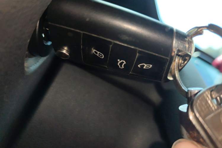 Used Volkswagen Golf 2016 230TSI Automatic Comfort Version
