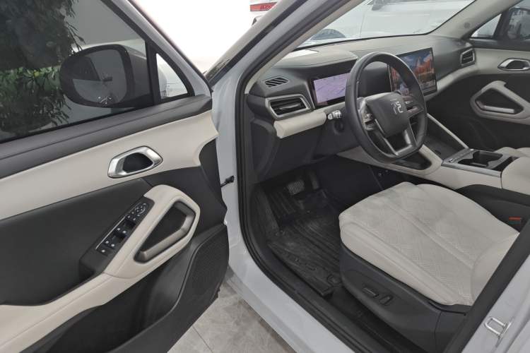 Used BYD Yuan UP 2025 Intelligent Driving Version 401 km Leading Edition Driver Seat