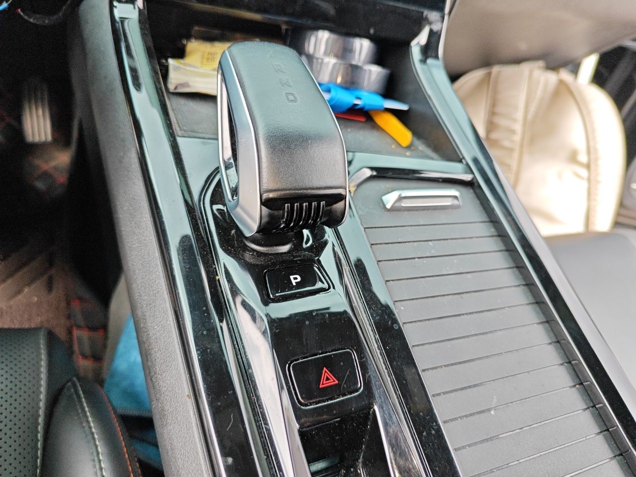 Geely Auto Emgrand X7 Sport 2023 Boyue COOL 1.5TD Smart Model — снимка 14