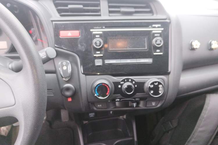 Used Honda Fit 2016 1.5L LX Manual Comfort Model
