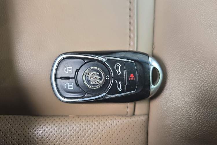 Used Buick GL8 2018 ES 28T Flagship Model China VI Standard Vehicle Key